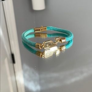 Vineyard Vines turquoise bracelet with gold whale